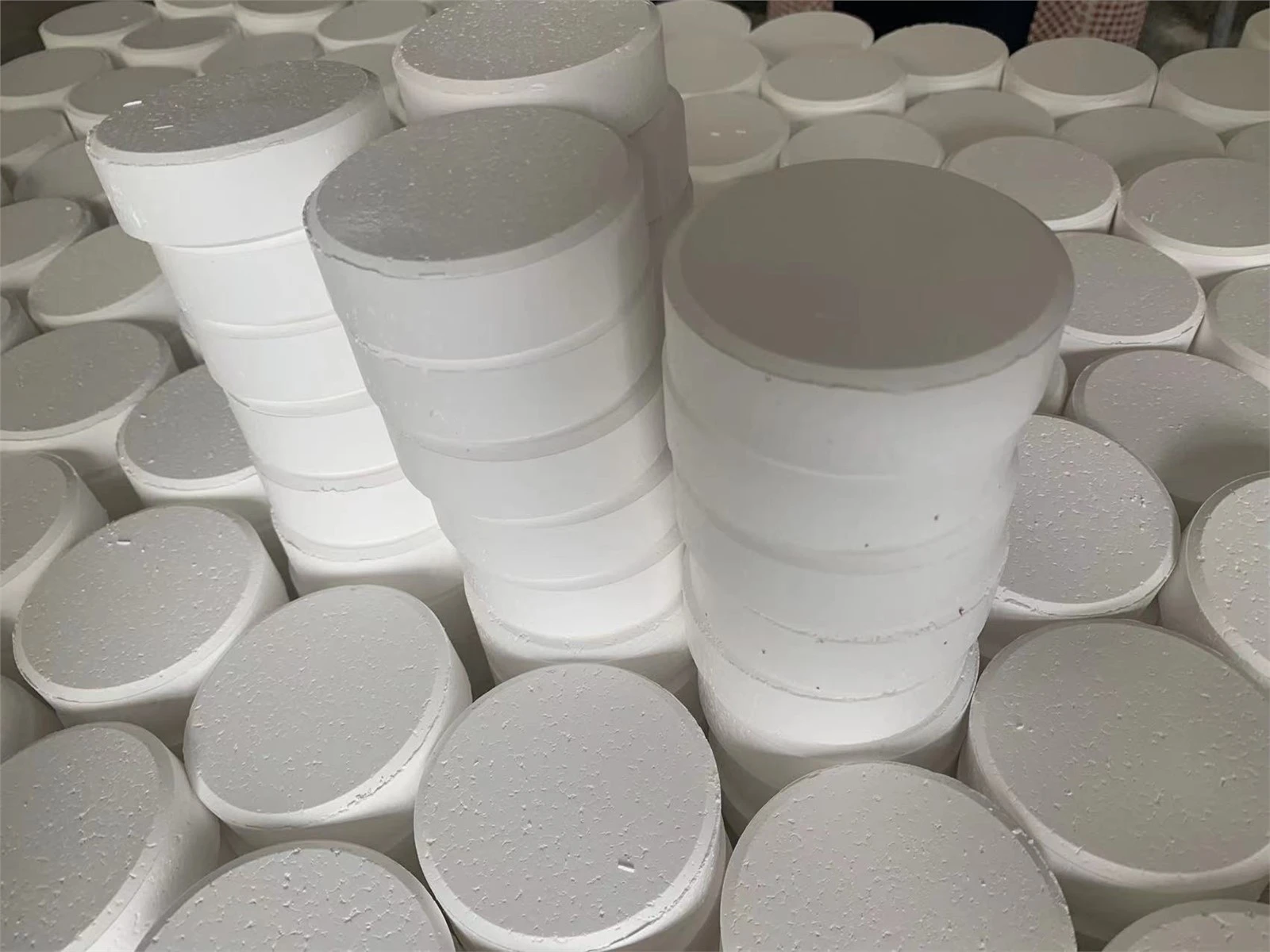 Chlorine Granules Swimming Pool TCCA (8) Chlorine Granules Swimming Pool TCCA (8)