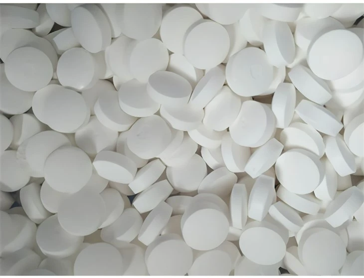 Multi Functional Cleaning Chlorinating Tablets For Swimming Pools